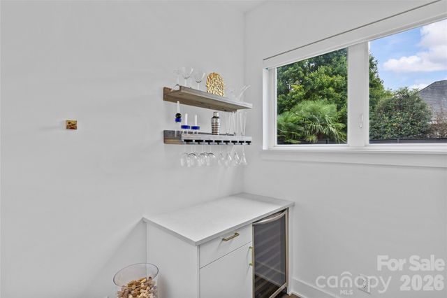 1237 Realta Drive, Charlotte, NC 28211