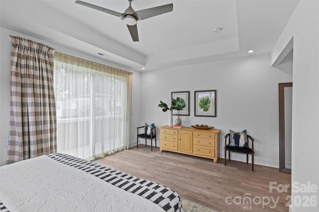 1237 Realta Drive, Charlotte, NC 28211