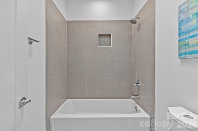 1237 Realta Drive, Charlotte, NC 28211
