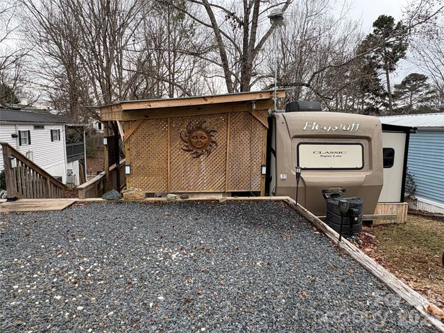 117 Pier Avenue, New London, NC 28127