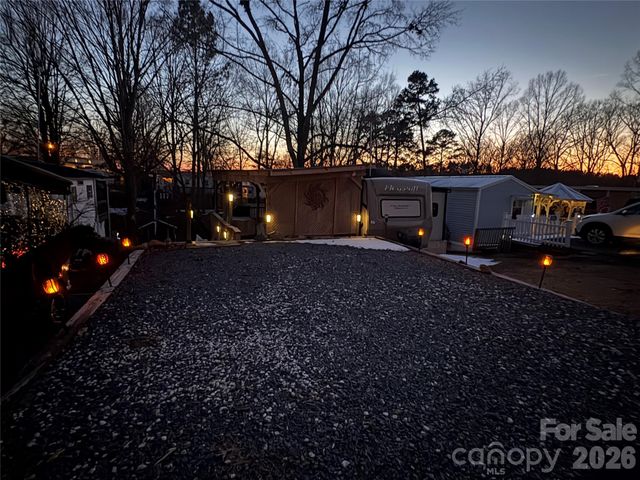 117 Pier Avenue, New London, NC 28127