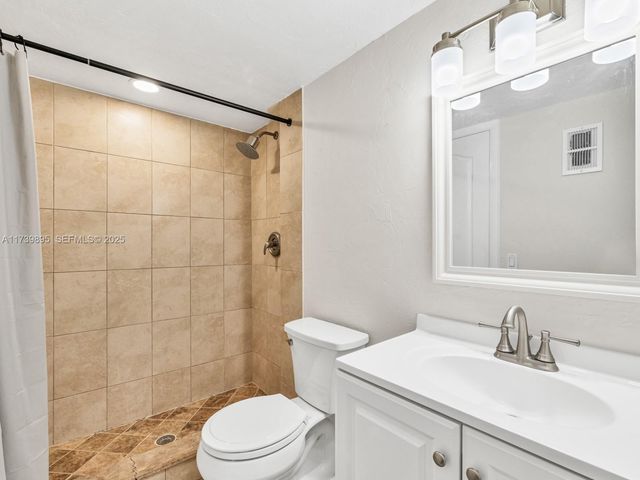 10900 SW 104th Street 114, Miami, FL 33176