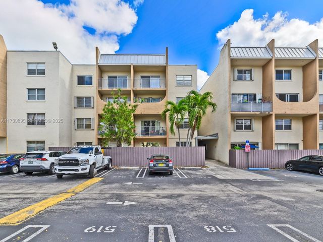 10900 SW 104th Street 114, Miami, FL 33176