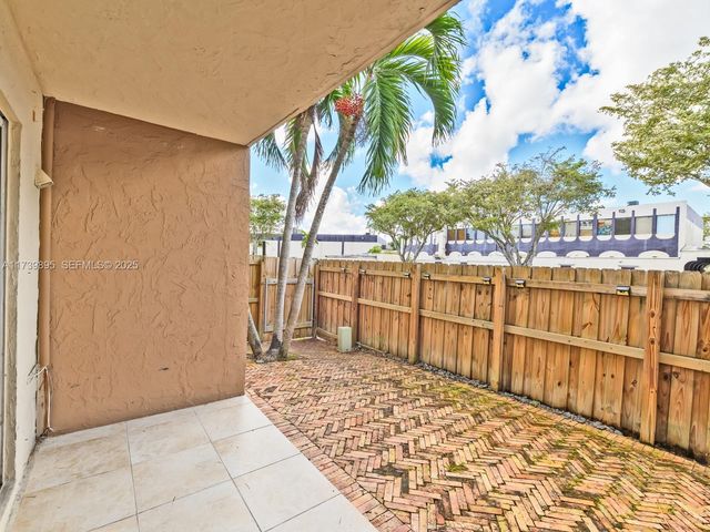10900 SW 104th Street 114, Miami, FL 33176