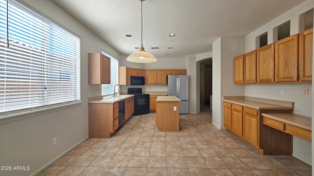 18651 W SUNRISE Drive, Goodyear, AZ 85338