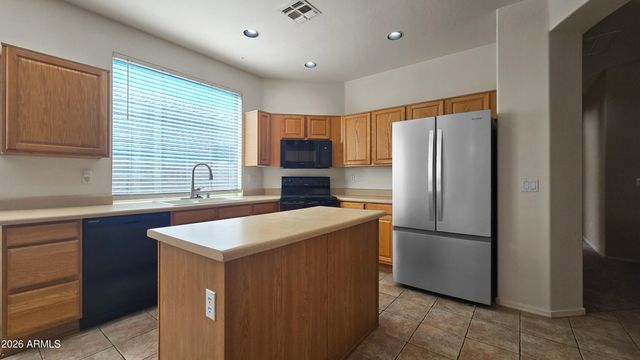 18651 W SUNRISE Drive, Goodyear, AZ 85338