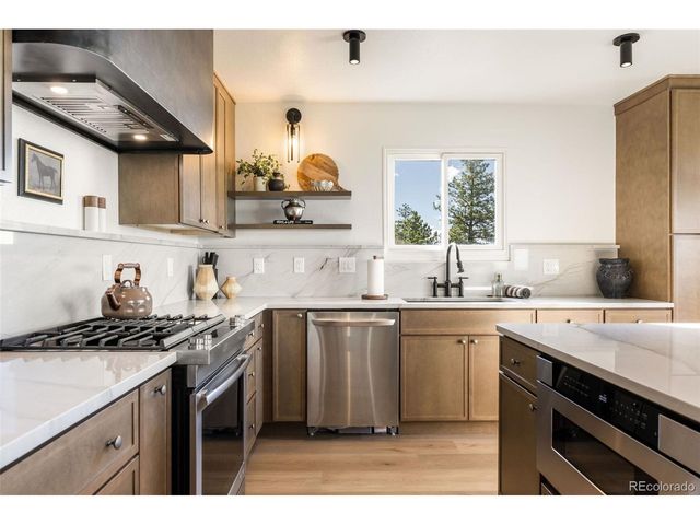 10333 Georgia Cir, Morrison, CO 80465