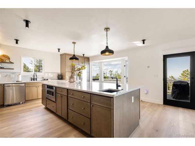 10333 Georgia Cir, Morrison, CO 80465