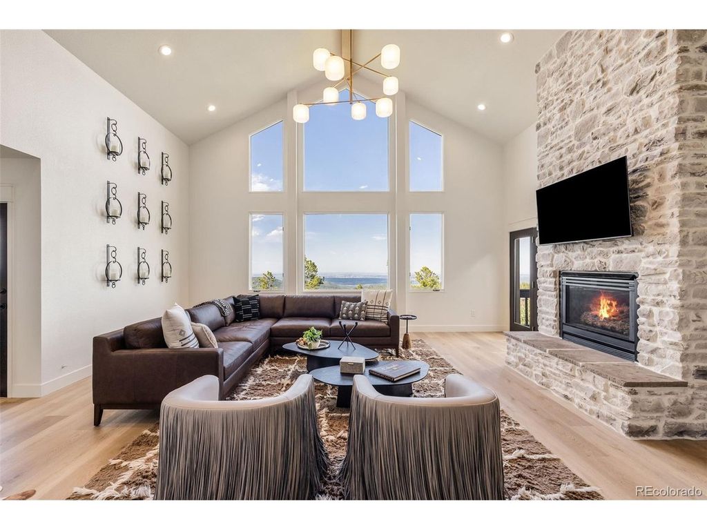 10333 Georgia Cir, Morrison, CO 80465