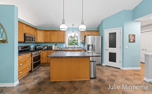 13445 Hidden Creek Court, Grand Haven, MI 49417