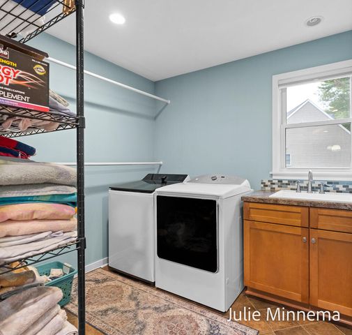 13445 Hidden Creek Court, Grand Haven, MI 49417
