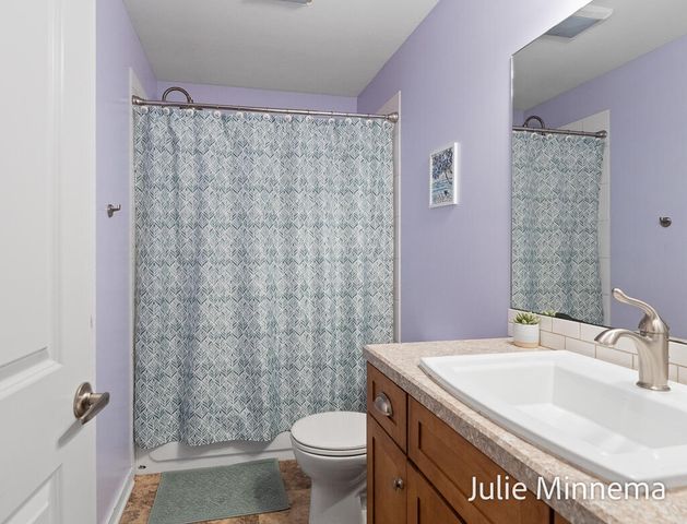 13445 Hidden Creek Court, Grand Haven, MI 49417