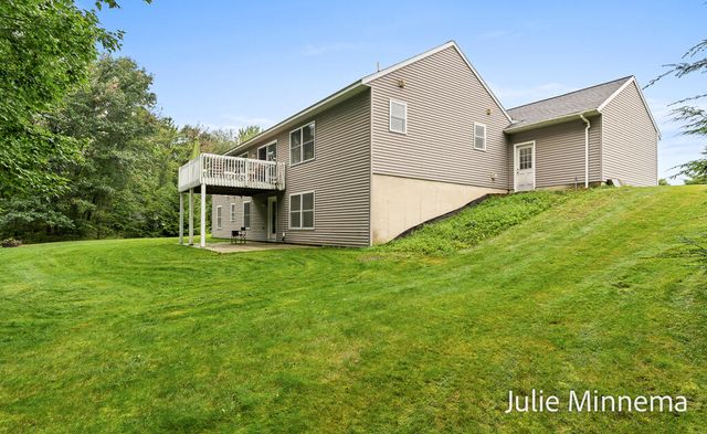 13445 Hidden Creek Court, Grand Haven, MI 49417