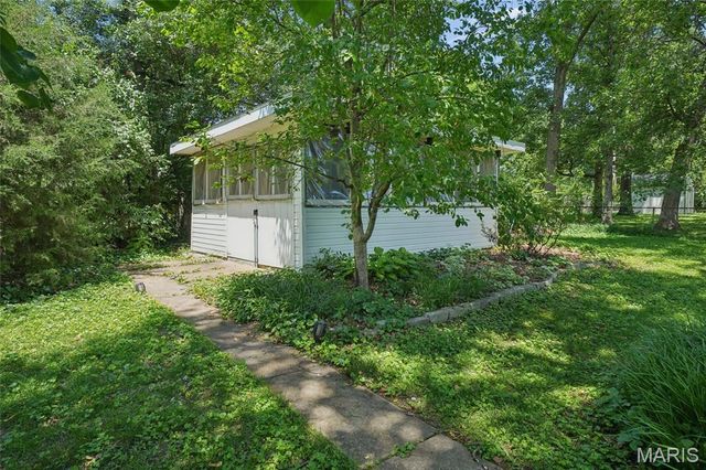 23 Lincord Drive, Unincorporated, MO 63128