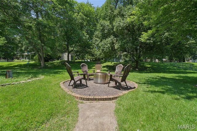 23 Lincord Drive, Unincorporated, MO 63128