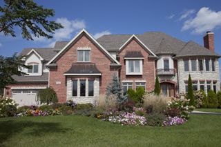 26 E Peter Lane, Hawthorn Woods, IL 60047