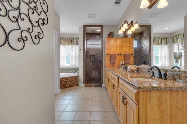 2235 Summit Ridge DR, San Marcos, TX 78666