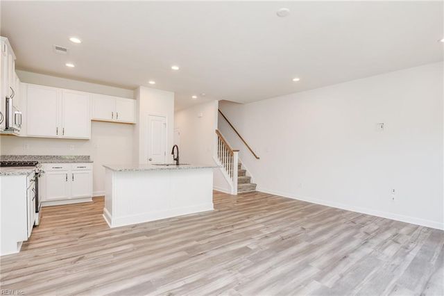 1011 Serene Rd Unit 101, Suffolk, VA 23435