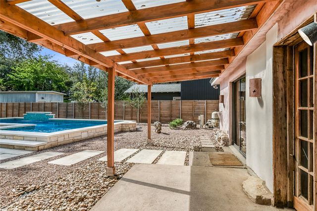 905 W Elizabeth ST, Austin, TX 78704