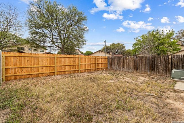 6820 Betty Levy, San Antonio, TX 78227