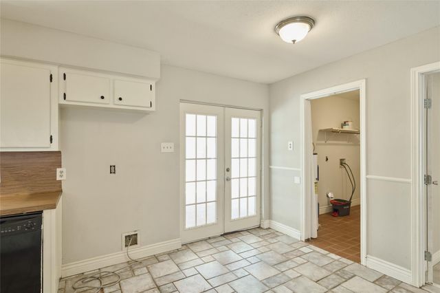 119 Laurie Lane, Willis, TX 77378