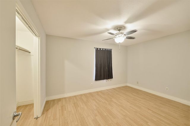 119 Laurie Lane, Willis, TX 77378