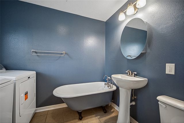 404 4th Street, West Des Moines, IA 50265