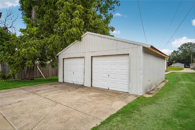 404 4th Street, West Des Moines, IA 50265