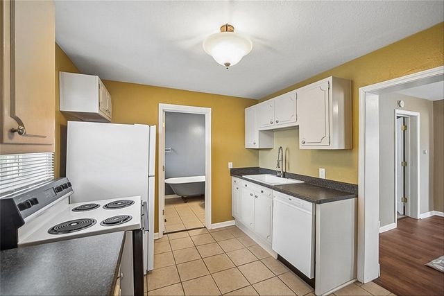 404 4th Street, West Des Moines, IA 50265
