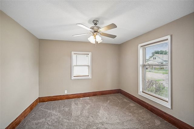 404 4th Street, West Des Moines, IA 50265