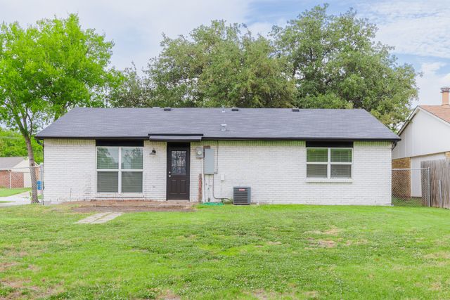 5512 Gates Drive, The Colony, TX 75056