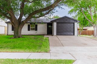 5512 Gates Drive, The Colony, TX 75056