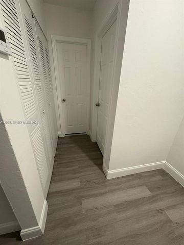 225 SW 76th Ct 227, Miami, FL 33144