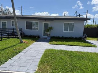225 SW 76th Ct 227, Miami, FL 33144