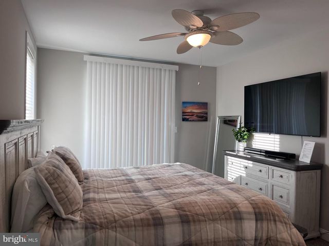 1136 SIMPSON AVE, Ocean City, NJ 08226