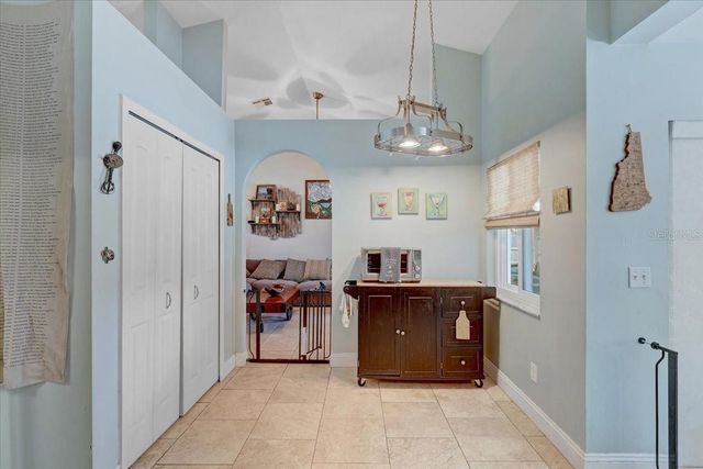 1907 HORSESHOE DRIVE, Plant City, FL 33566