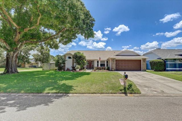 1907 HORSESHOE DRIVE, Plant City, FL 33566