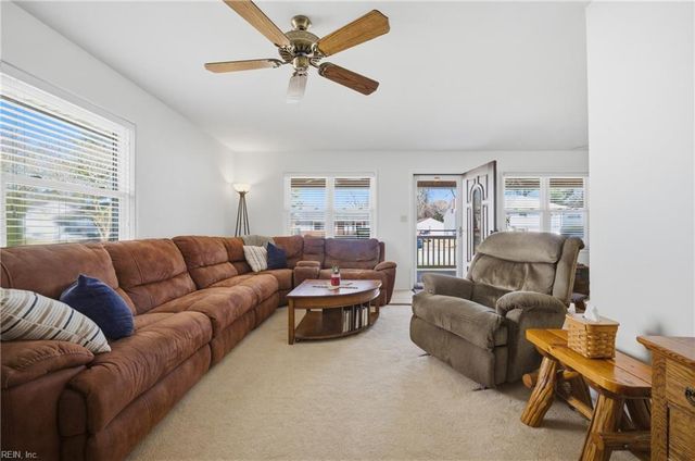 29 Lancaster TER, Hampton, VA 23666