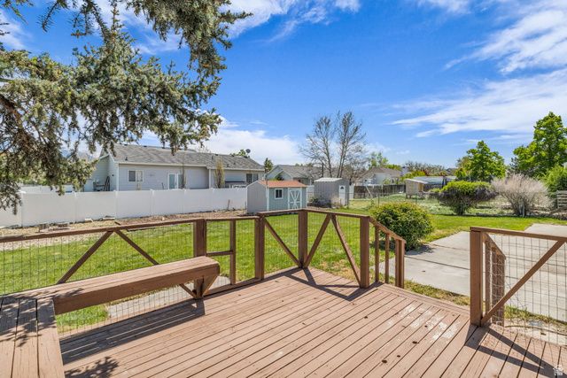 12669 S OLD FORT DR, Riverton, UT 84065