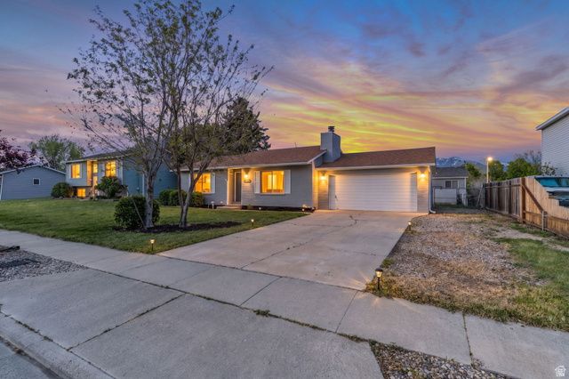 12669 S OLD FORT DR, Riverton, UT 84065