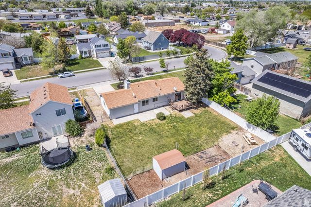 12669 S OLD FORT DR, Riverton, UT 84065