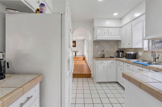 3039 Golden Hills Lane, Missouri City, TX 77459