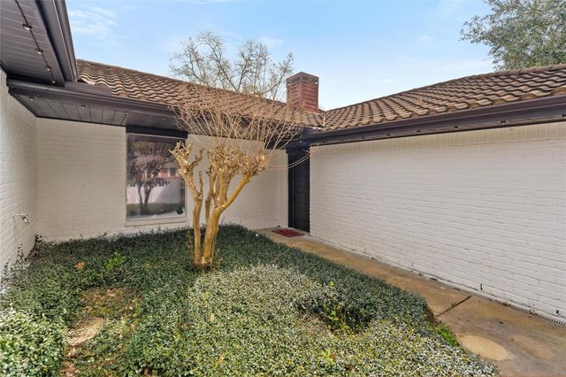 3039 Golden Hills Lane, Missouri City, TX 77459