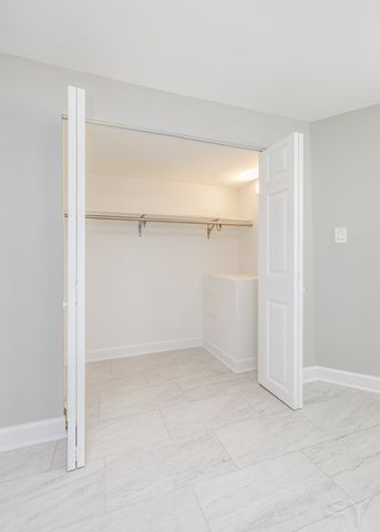 1130 S Sacramento Boulevard, Chicago, IL 60612