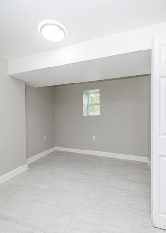 1130 S Sacramento Boulevard, Chicago, IL 60612