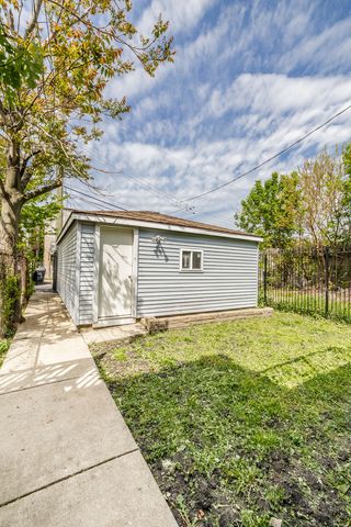 1130 S Sacramento Boulevard, Chicago, IL 60612
