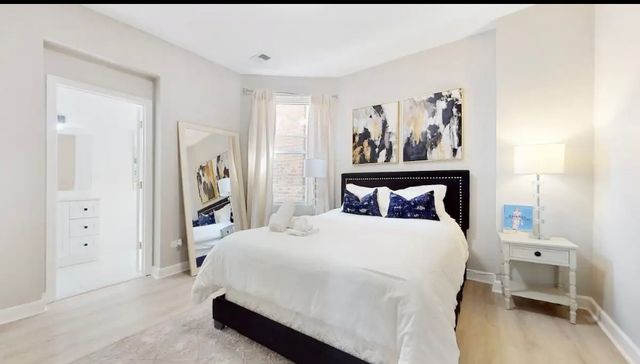 1130 S Sacramento Boulevard, Chicago, IL 60612