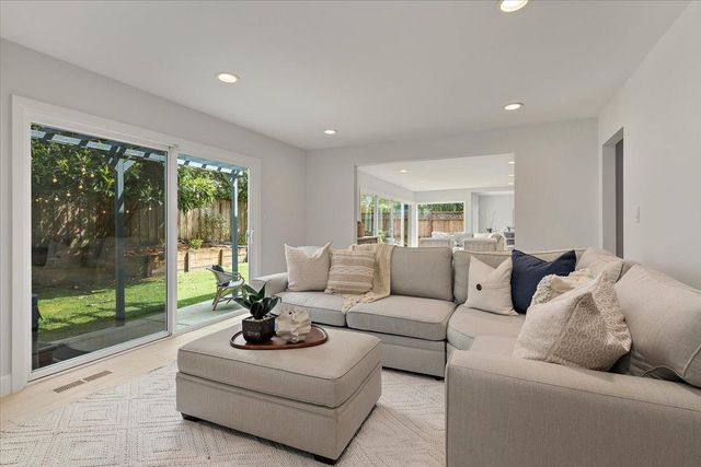 2060 Avignon Place, Half Moon Bay, CA 94019