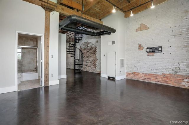 6533 E. Jefferson Avenue 413W, Detroit, MI 48207