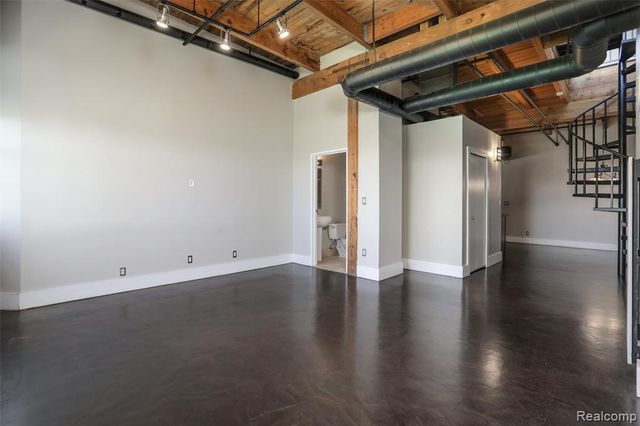 6533 E. Jefferson Avenue 413W, Detroit, MI 48207